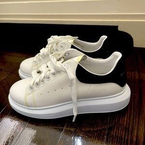 COPY - Alexander McQueen white and black sneakers